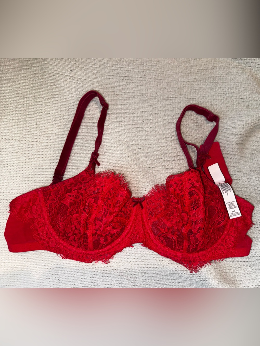 Victoria's Secret Red Lace Underwire Bra